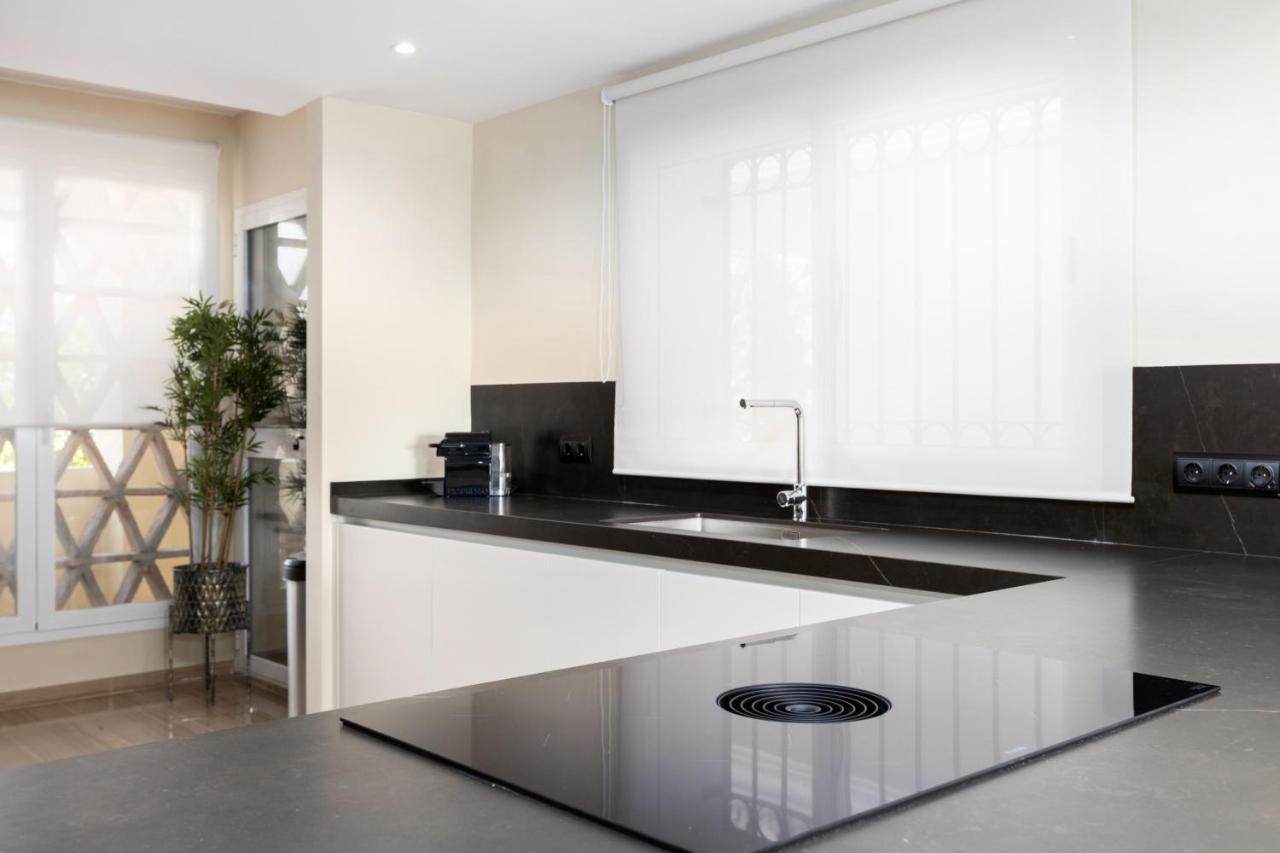 Homeforguest Front Line Beach Apartment In Hacienda Playa Marbella Esterno foto