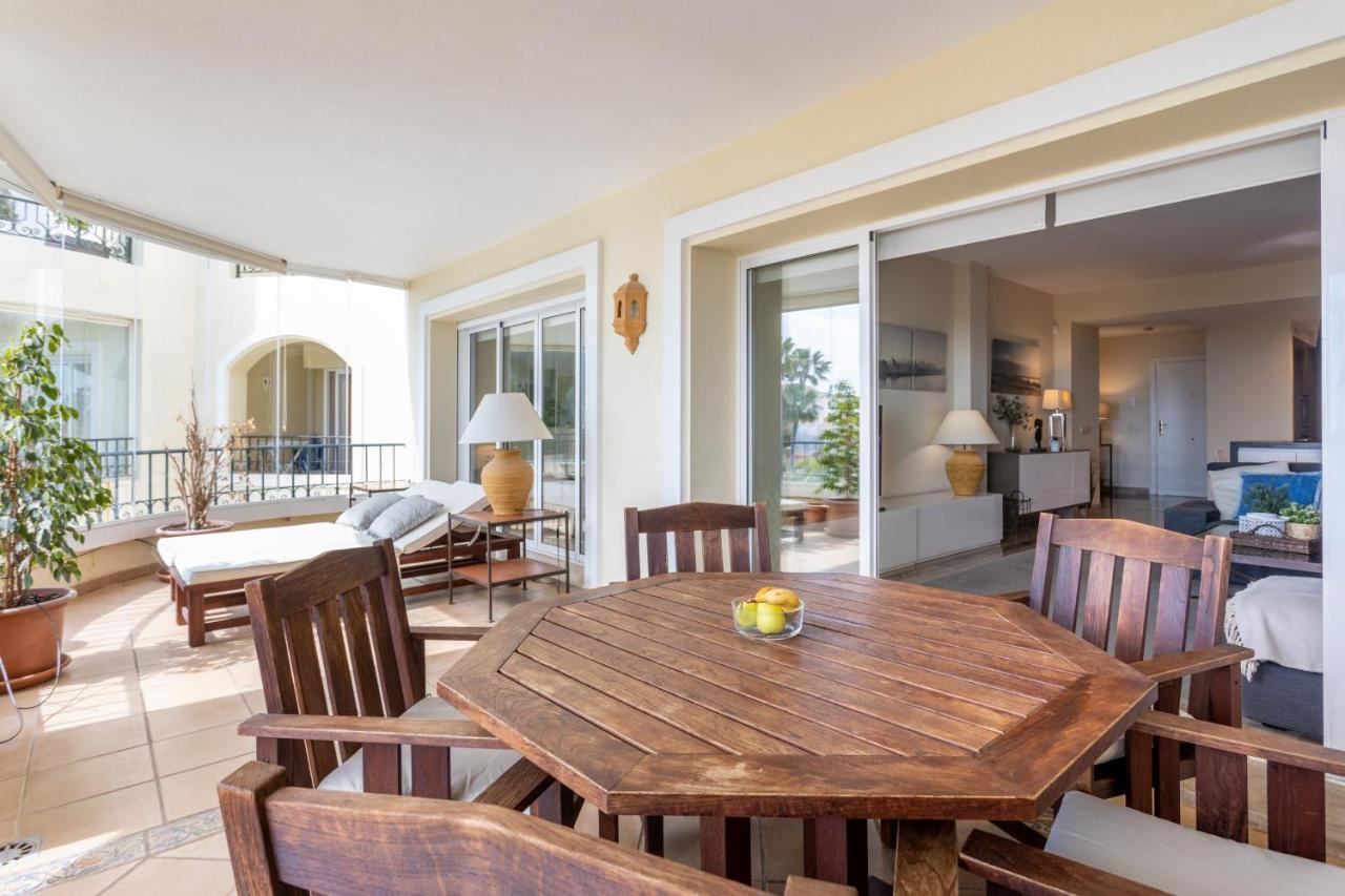 Homeforguest Front Line Beach Apartment In Hacienda Playa Marbella Esterno foto