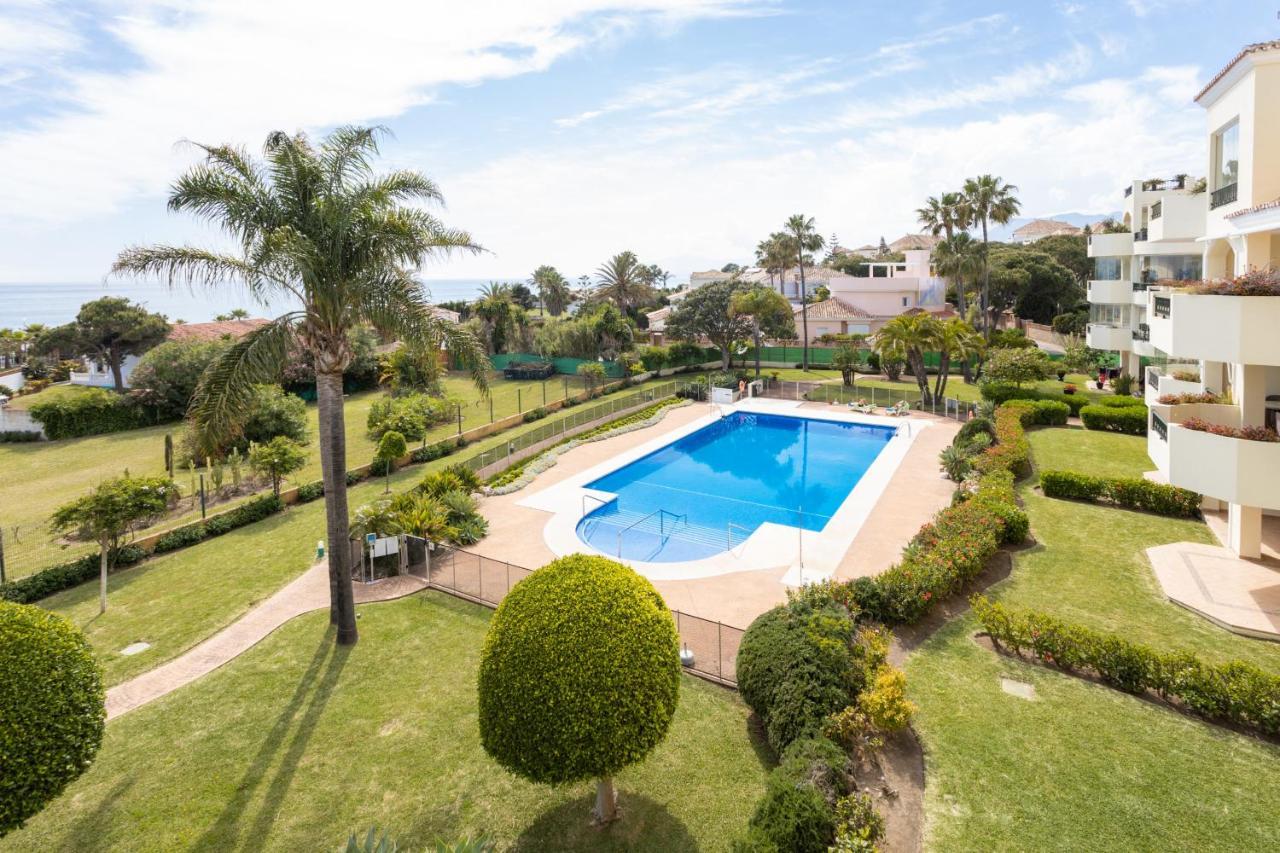 Homeforguest Front Line Beach Apartment In Hacienda Playa Marbella Esterno foto