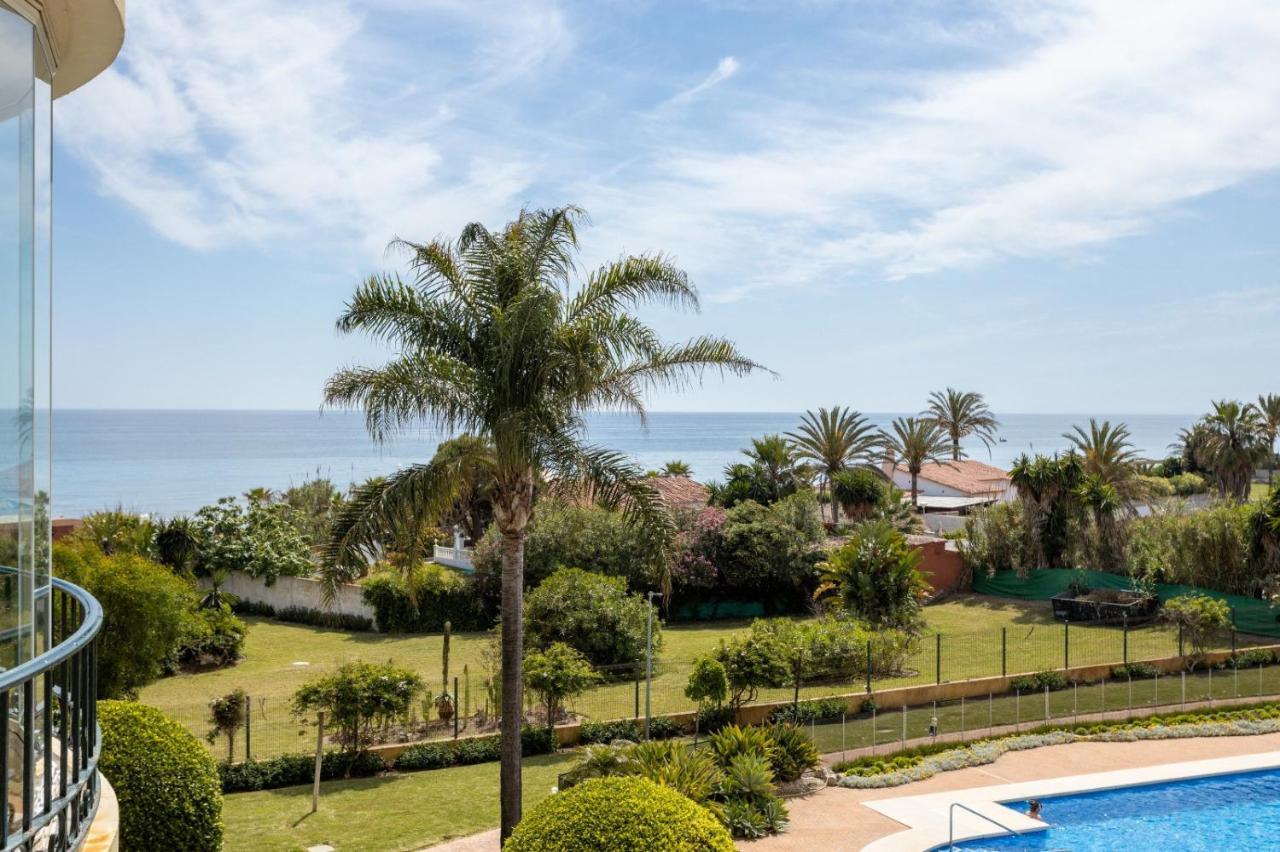 Homeforguest Front Line Beach Apartment In Hacienda Playa Marbella Esterno foto