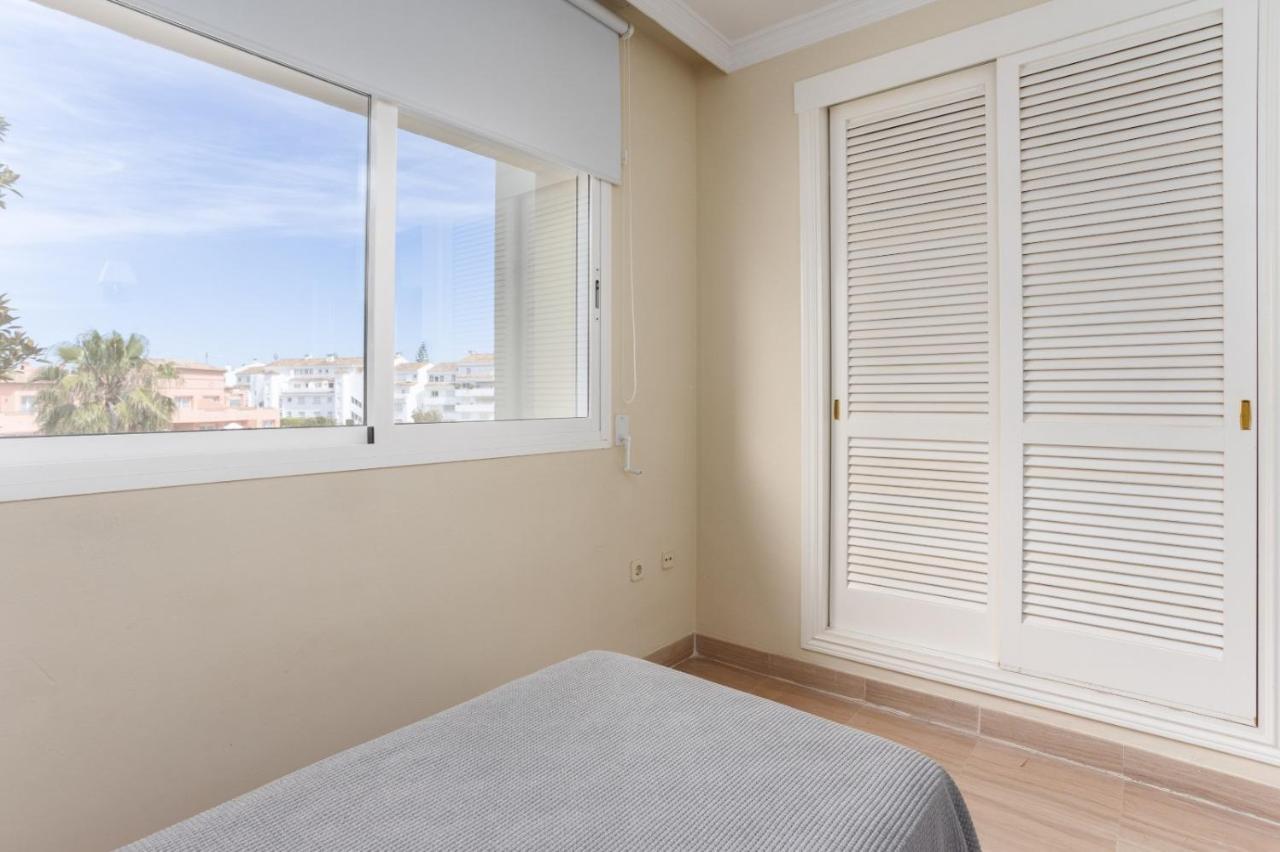 Homeforguest Front Line Beach Apartment In Hacienda Playa Marbella Esterno foto