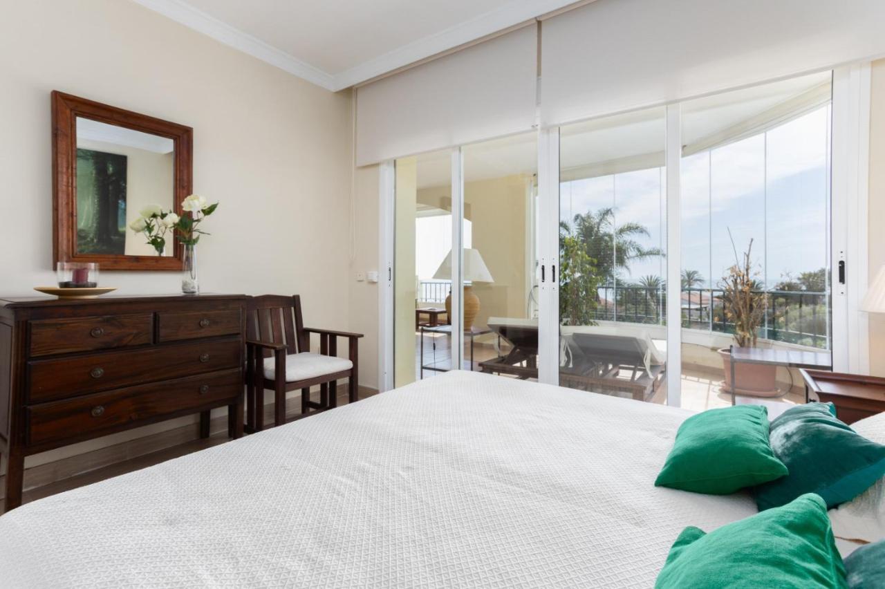 Homeforguest Front Line Beach Apartment In Hacienda Playa Marbella Esterno foto
